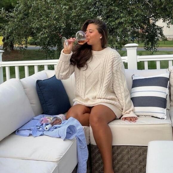 NWOT Aelfric Eden Retro 90s Cream Cable Knit Sweater Size M – Cozy Chunky Knit - Picture 2 of 8